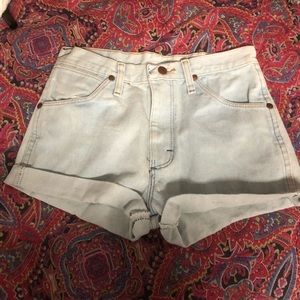 Light wash Denim Wrangler shorts